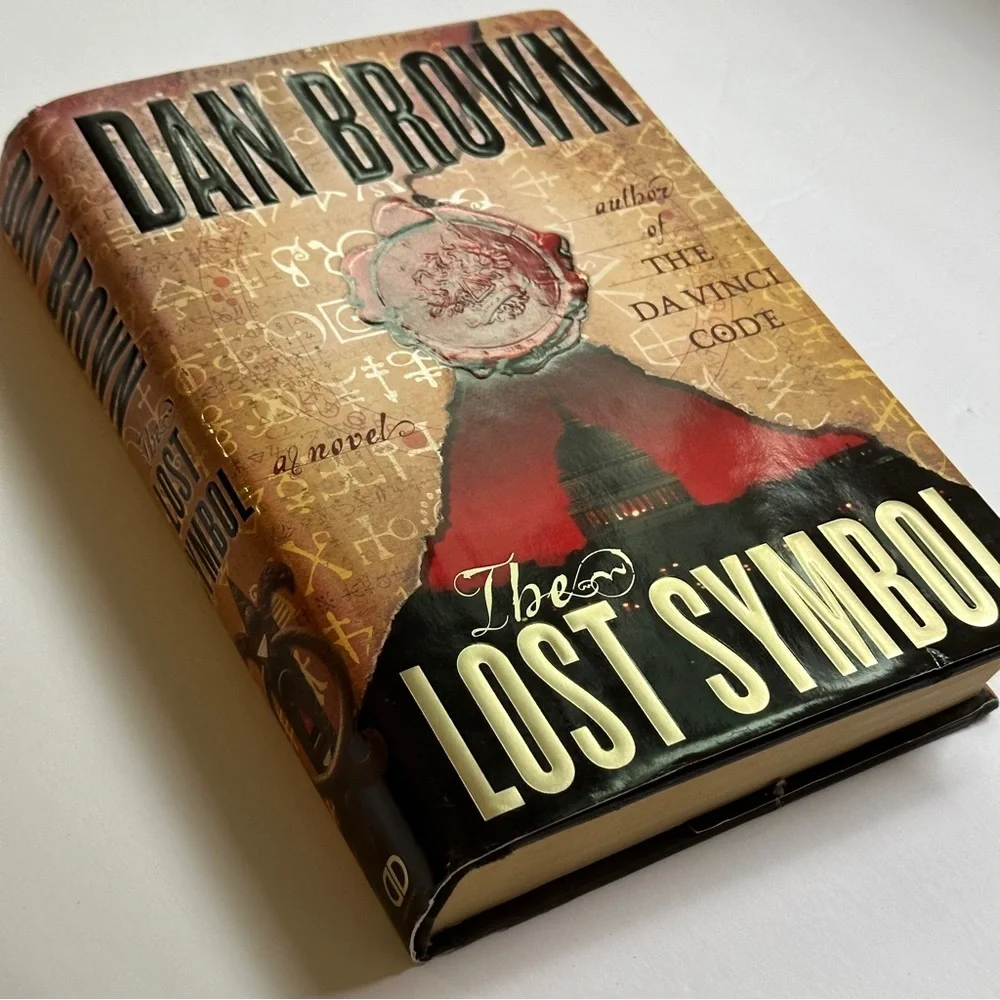The Lost Symbol by Dan Brown | Mystery, Thriller | Hardcover Book - Picture 3 of 5